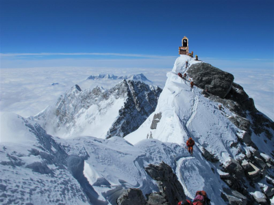 highest throne In The world