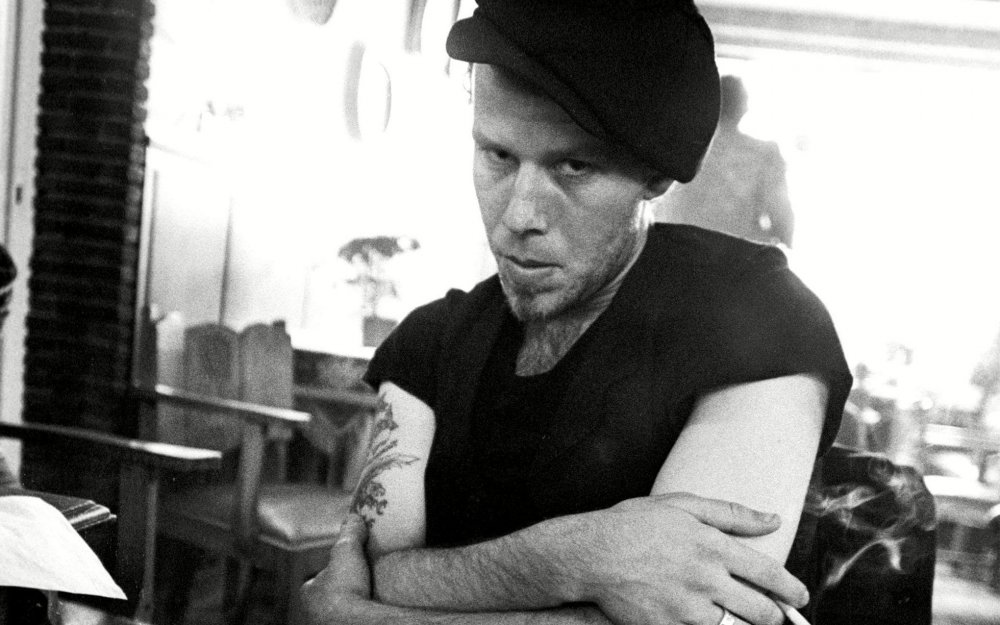 tomwaits1978_trans_NvBQzQNjv4Bqeo_i_u9APj8RuoebjoAHt0k9u7HhRJvuo-ZLenGRumA.jpg