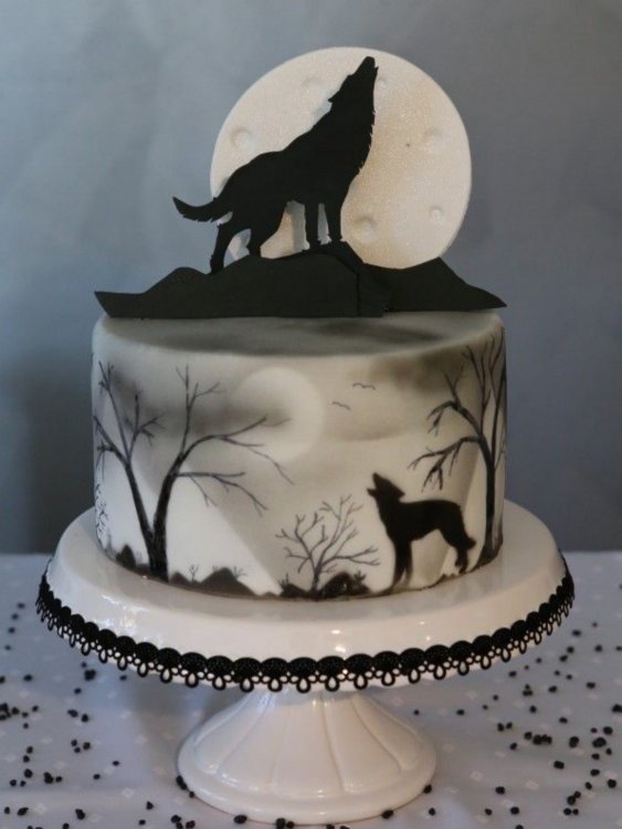 wolf-cake.thumb.jpg.f9d1d344987076209281a03c98be59a9.jpg